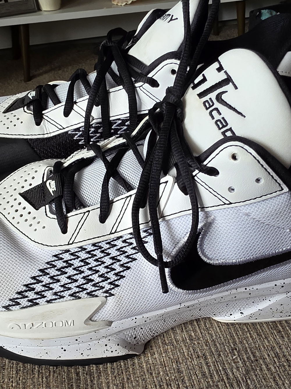 Nike Men’s White and Black Zoom Athletic Shoes